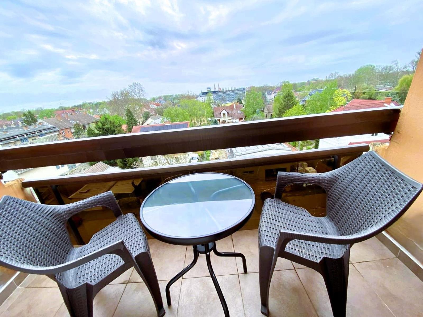 Tisza Sport Hotel Szeged Buitenkant foto